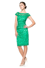 Embroidered Banded Lace Cap Sleeve Sheath Dress in Jade