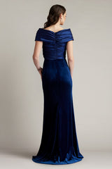 Baxter Portrait Collar Gown