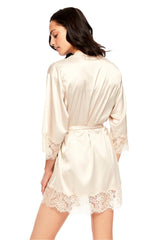 Adeline Robe