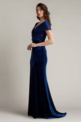 Baxter Portrait Collar Gown