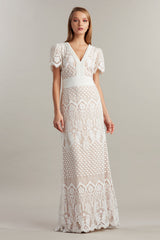Dumin Lace Gown
