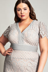 Dumin Lace Gown - PLUS SIZE