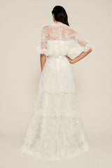 Binsa Chantilly Lace Capelet