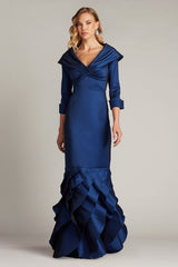 Blythe Portrait Collar Gown